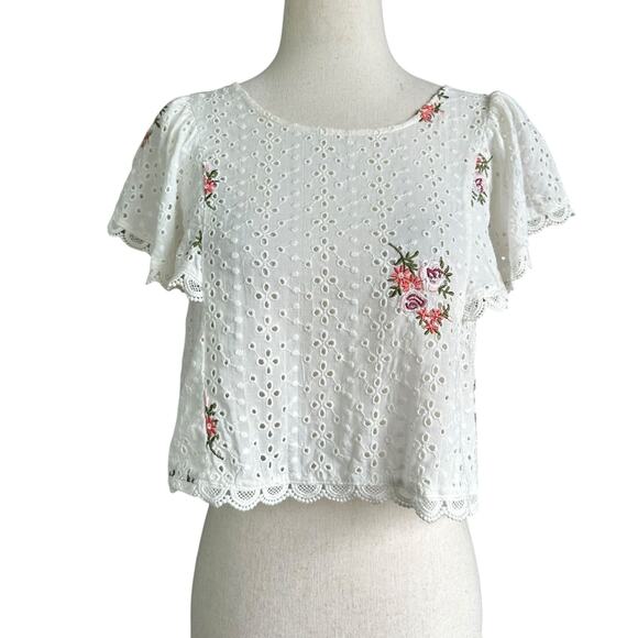 Forever 21 White Eyelet Embroidered Floral Crop Top Women's Size Small | 67-12-2 - Picture 1 of 6